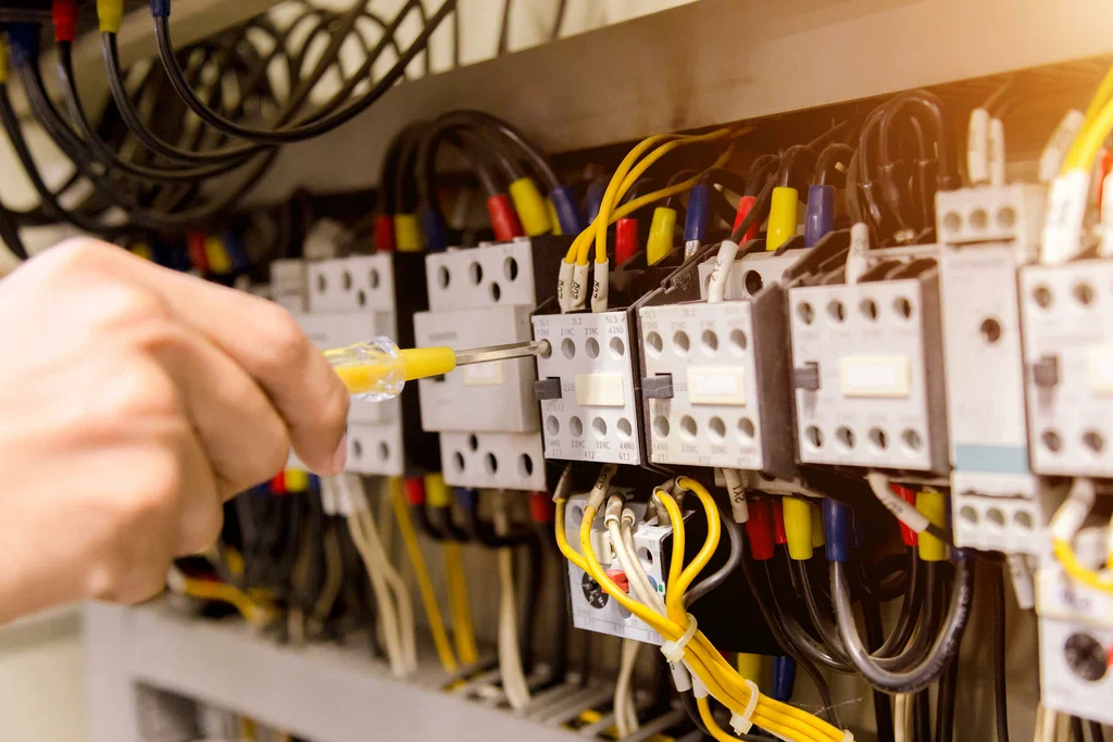 electrical contractor