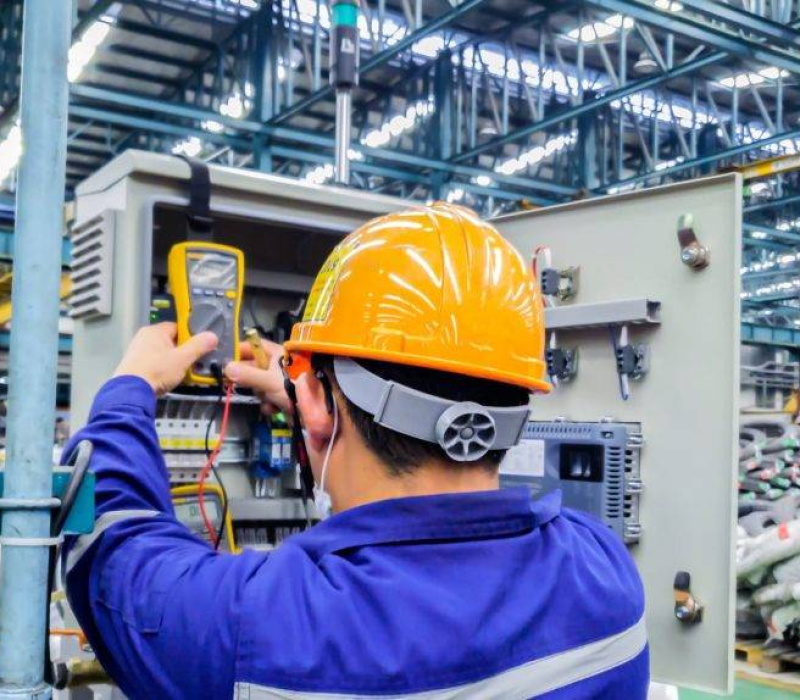 Industrial Electricians London